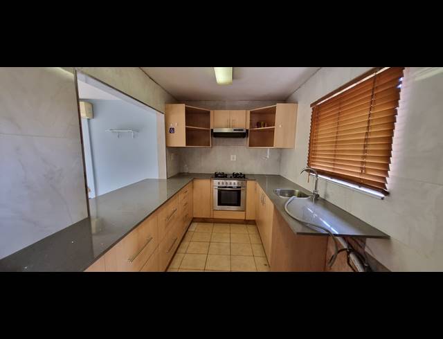 3 BEDROOM FLAT FOR SALE IN GLENWOOD
